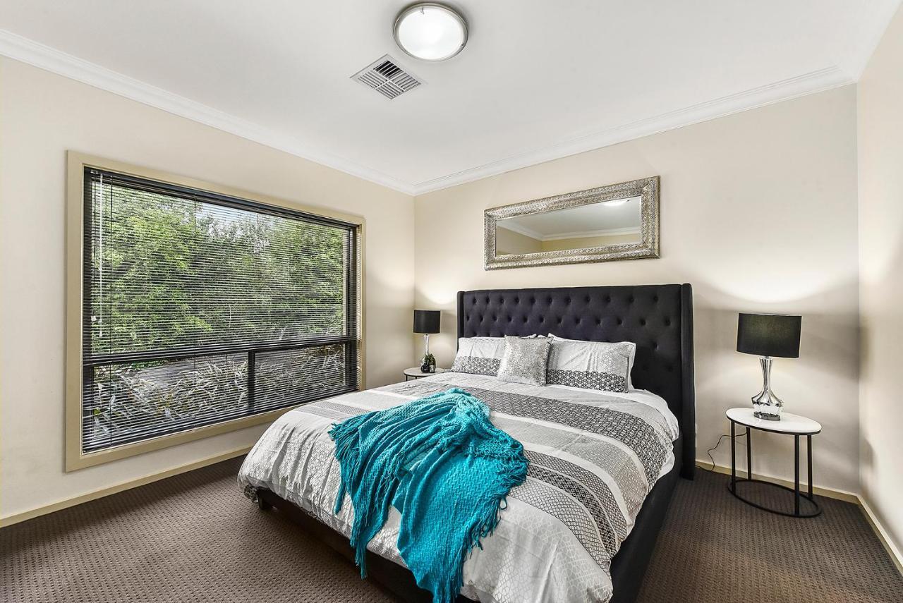 Accommodation On Lansell 1 Being Unit 1 Of 6 Lansell Street Mount Gambier Exterior photo